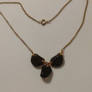 Vintage polished gemstone necklace black